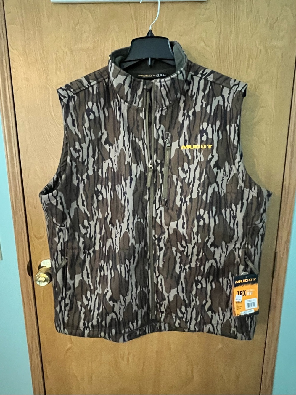 MuddyTRX Softshell Vest Mossy Oak Camouflage Wind Proof Size XXL Lightweight NWT